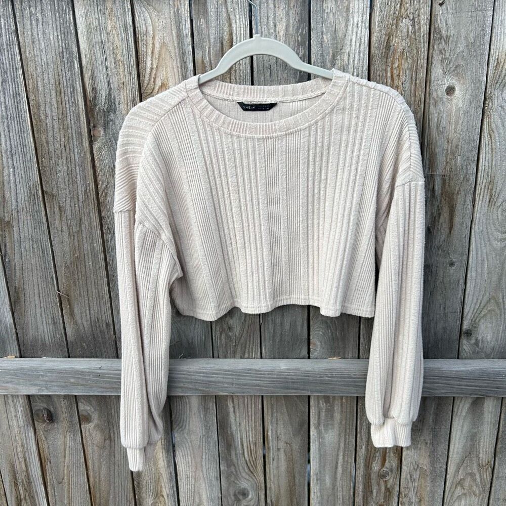 SHEIN long sleeve crop top size small.